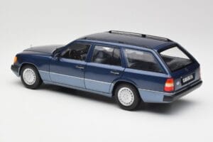 Mercedes 300D W124 T-Modell Nautical Blau Norev 1:18 183962 Metall – Bild 7 von 8