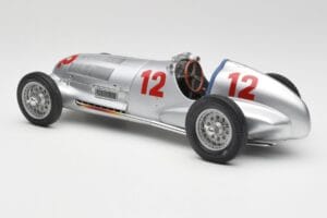 Mercedes W125 #12 R. Caracciola Grand Prix 1937 CMC 1:18 M-052 Metall – Bild 5 von 6