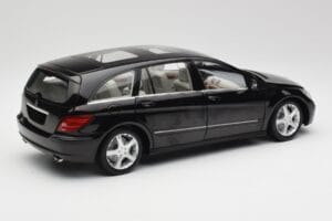 Mercedes R-Class W251 Obsidian Schwarz Minichamps 1:18 150034601 Metall – Bild 3 von 8