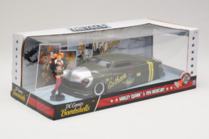 Mercury Gotham or Bust With Harley Quinn Figure Metals Diecast 1:24 30456 Metall – Bild 2 von 3