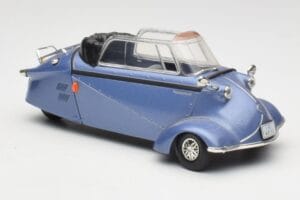 Messerschmitt KR201 Roadster Blau Revell 1:18 08966 Metall – Bild 6 von 8