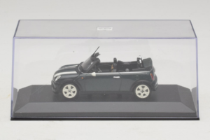 Mini Cooper Cabriolet Grün Mit Weissem Streifen Minichamps 1:43 80420309093-R1 Metall – Bild 4 von 5
