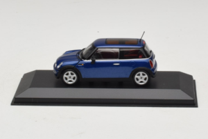 Mini Cooper Blau Minichamps 1:43 MINI009 Metall