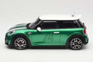 MINI Cooper F56 JCW British Racing Grün Otto 1:18 OT1098 Resin – Bild 3 von 6