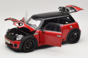 Mini Cooper John Cooper Works R56 Rot & Schwarz Kyosho 1:18 80430419909 Metall – Bild 2 von 8