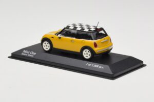 MINI One R50 Gelb Minichamps 1:43 431138104 Metall – Bild 3 von 5