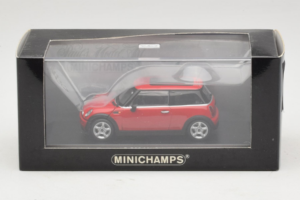 Mini Cooper Rot Minichamps 1:43 MINI010 Metall – Bild 4 von 4
