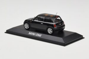 Mini One R50 Schwarz Mit Schwarzem Dach Minichamps 1:43 MINI005 Metall – Bild 3 von 5