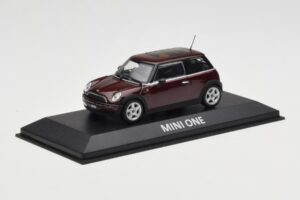 Mini One R50 Dunkelrot Mit Schwarzem Dach Minichamps 1:43 MINI008 Metall – Bild 2 von 5