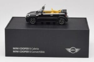 Mini Cooper S R57 Cabriolet Schwarz Minichamps 1:43 80422148818 Metall