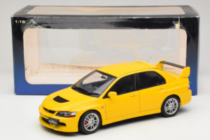 Mitsubishi Lancer Evolution IX GSR Gelb AUTOart 1:18 77192 Metall – Bild 8 von 8