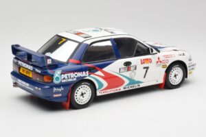 Mitsubishi Lancer Evo 3 Group A #4 T. Makinen / S. Harjanne Rally Australia 1996 Otto 1:18 OT475 Resin – Bild 2 von 6
