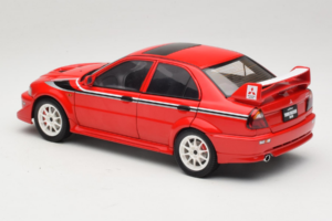 Mitsubishi Lancer Evo VI Tommi Makinen Edition Rot AUTOart 1:18 77156 Metall – Bild 7 von 8