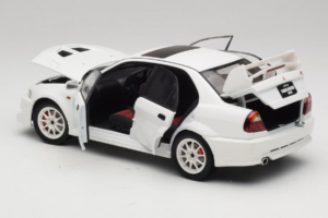 Mitsubishi Lancer Evo VI Tommi Makinen Edition Weiss AUTOart 1:18 77157 Metall – Bild 5 von 8