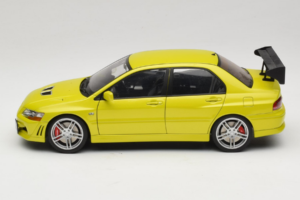 Mitsubishi Lancer Evo VII Mustard Yellow AUTOart 1:18 77166 Metall – Bild 4 von 8