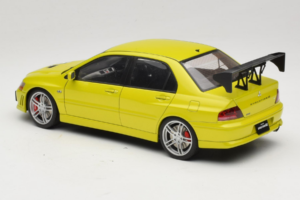 Mitsubishi Lancer Evo VII Mustard Yellow AUTOart 1:18 77166 Metall – Bild 5 von 8