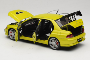 Mitsubishi Lancer Evo VII Mustard Yellow AUTOart 1:18 77166 Metall – Bild 7 von 8