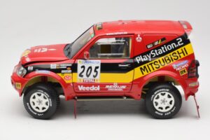 Mitsubishi Pajero Rallye Raid #205 Paris-Dakar Rally 2001 Solido 1:18 9022 Metall – Bild 4 von 8