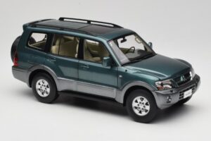 Mitsubishi Pajero V73 Grün YC Model 1:18 241218040101010215 Metall – Bild 6 von 8