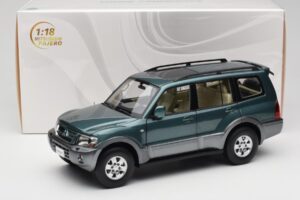 Mitsubishi Pajero V73 Grün YC Model 1:18 241218040101010215 Metall – Bild 8 von 8