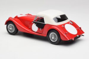 Morgan 4/4 Plus Competition Hardtop Rot Kyosho 1:18 08114R Metall – Bild 7 von 8