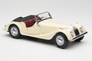 Morgan 4/4 Series II Weiss Kyosho 1:18 08111W Metall – Bild 6 von 8