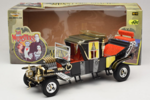 Munsters Koach Schwarz ERTL 1:18 33036 Metall – Bild 6 von 6