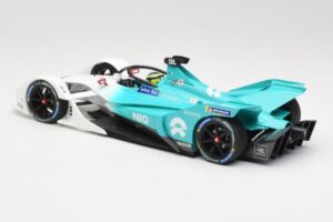 NIO 004 Team NIO #8 T. Dillmann Formula E Season 5 2019 Minichamps 1:18 114180008 Metall – Bild 5 von 6