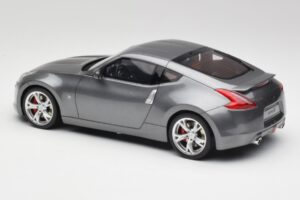 Nissan 370Z Z34 Gun Metallic Otto 1:18 OT465 Resin – Bild 5 von 6