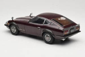 Nissan Fairlady 240Z-G S30 Kastanienbraun Kyosho 1:18 08212M Metall – Bild 7 von 8