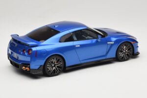 Nissan GT-R R35 Skyline Edition Bayside Blue GT Spirit 1:18 GT521 Resin – Bild 2 von 6