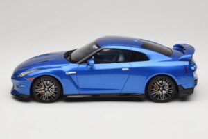 Nissan GT-R R35 Skyline Edition Bayside Blue GT Spirit 1:18 GT521 Resin – Bild 3 von 6