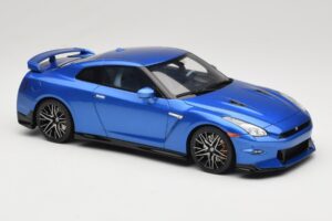 Nissan GT-R R35 Skyline Edition Bayside Blue GT Spirit 1:18 GT521 Resin – Bild 4 von 6