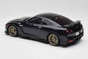 Nissan GT-R R35 Takumi Edition Midnight Purple GT Spirit 1:18 GT932 Resin – Bild 5 von 6