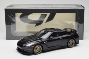 Nissan GT-R R35 Takumi Edition Midnight Purple GT Spirit 1:18 GT932 Resin – Bild 6 von 6