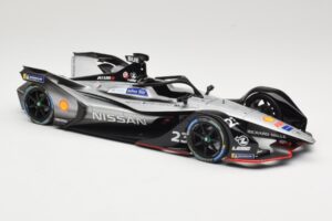 Nissan IM02 Nissan e.dams #23 S. Buemi Formula E Season 5 2019 Minichamps 1:18 114180023 Metall – Bild 4 von 6