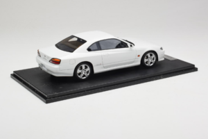 Nissan Silvia S15 Spec-S Weiss Cracked Plexi One Model 1:18 REMC034 Metall – Bild 3 von 7