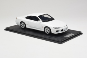 Nissan Silvia S15 Spec-S Weiss Cracked Plexi One Model 1:18 REMC034 Metall – Bild 4 von 7