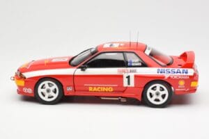 Nissan Skyline GT-R R32 #1 J. Richards / M. Skaife Bathurst 1000 Winner 1992 AUTOart 1:18 89279 Metall – Bild 4 von 8