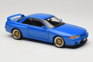 Nissan Skyline GT-R R32 V-Spec II Tuned Blau AUTOart 1:18 77415 Metall – Bild 6 von 8