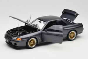 Nissan Skyline GT-R R32 V-Spec II Tuned Gun Grey Metallic AUTOart 1:18 77417 Metall – Bild 2 von 8