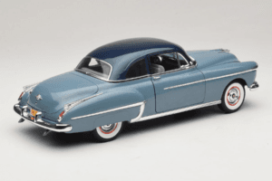Oldsmobile 88 Blau Grease Auto World 1:18 AWSS103/06 Metall – Bild 3 von 8