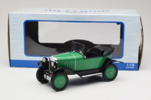 Opel 4 PS Laubfrosch Grün MCG 1:18 MCG18050 Metall – Bild 6 von 6