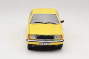 Opel Ascona B SR Gelb Zerkratzte Front Sun Star 1:18 5384 Metall – Bild 4 von 9