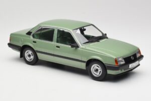 Opel Ascona C Metallic Light Green MCG 1:18 MCG18458 Metall – Bild 4 von 6