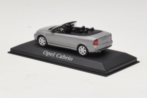 Opel Astra G Cabriolet Grey Metallic Minichamps 1:43 ASTRA001 Metall – Bild 3 von 4