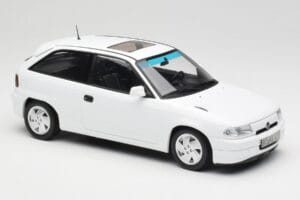 Opel Astra F GSi Blanc Casablanca Norev 1:18 183673 Metall – Bild 4 von 6