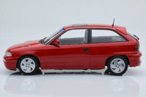 Opel Astra F GSi Rot Norev 1:18 183672 Metall – Bild 3 von 6
