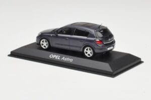 Opel Astra H Dunkelblau Minichamps 1:43 B24910027-A1 Metall – Bild 3 von 4