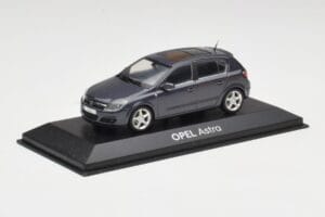 Opel Astra H Grau Minichamps 1:43 B24910027A Metall – Bild 2 von 4